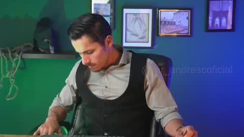 andres    online show from November 6, 2025, 5:25 pm