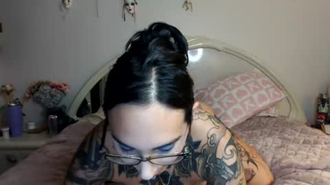 Snapshot of persianbabe1990 chatting on July 18, 2026, 3:22 am persianbabe1990 online show from July 18, 2026, 3:22 am