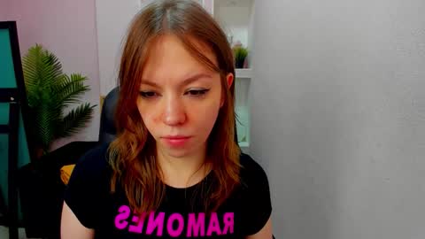 horror flying on the wings of the night.... online show from December 21, 2025, 8:38 pm