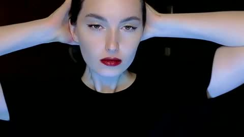 personal_devil online show from December 25, 2024, 1:10 am