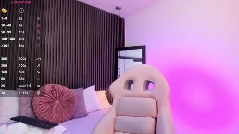 Lizza online show from September 15, 2025, 11:54 am