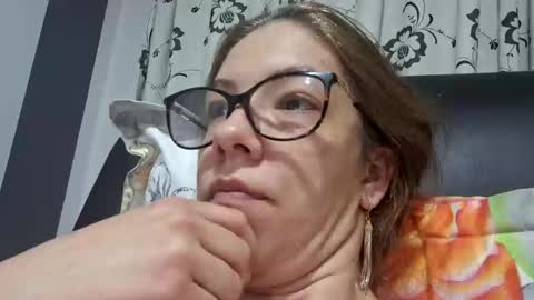 Lisa -  online show from February 22, 2025, 7:58 pm