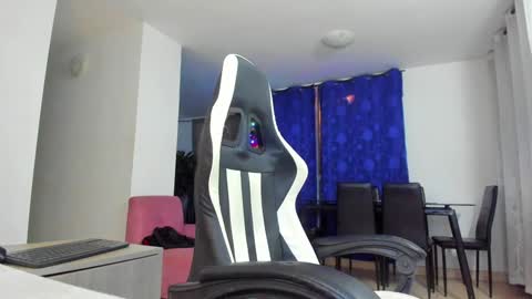 PeterColeman online show from December 22, 2024, 5:45 am