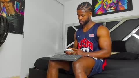 PeterColeman online show from March 4, 2025, 9:54 pm