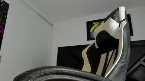 PeterColeman online show from April 21, 2026, 11:51 pm