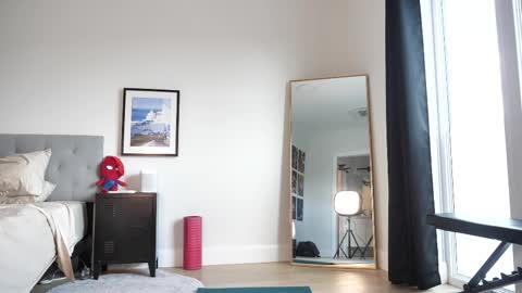 Peter Parker online show from September 14, 2025, 8:08 pm