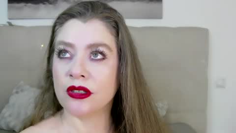 Peters Emily online show from January 15, 2025, 10:24 pm