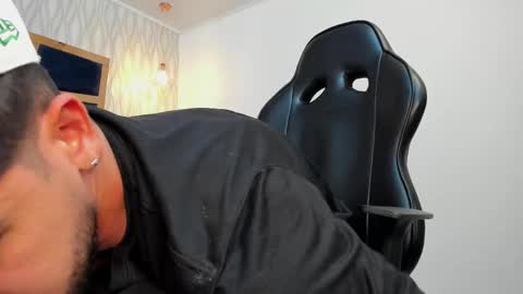 PETES EVANS new account online show from February 22, 2025, 11:24 pm