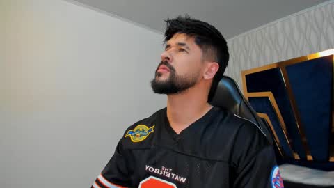 PETES EVANS new account online show from September 10, 2025, 11:38 pm