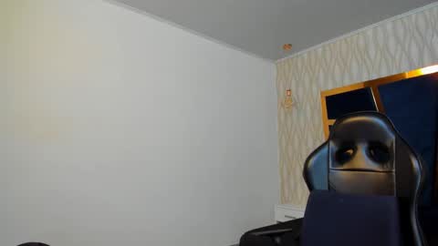 PETES EVANS new account online show from September 12, 2025, 11:59 pm