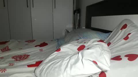 Snapshot of petite_danielle chatting on May 22, 2026, 10:48 pm petite_danielle online show from May 22, 2026, 10:48 pm