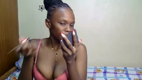 Desiree online show from November 24, 2025, 12:49 pm