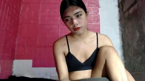 jzee online show from February 3, 2025, 9:18 pm