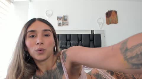 PetiteAlejaTs online show from December 8, 2024, 2:41 pm