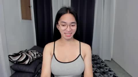 Snapshot of petiteasianmarian chatting on May 13, 2026, 10:45 am bigcock Marian online show from May 13, 2026, 10:45 am