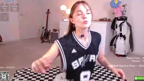 PiperAvery online show from April 19, 2026, 11:40 pm