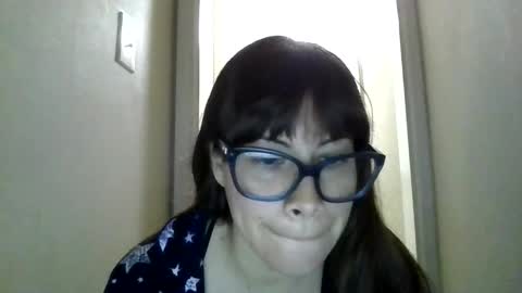 Petitedoll30 online show from April 21, 2026, 10:01 pm