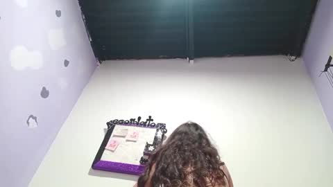 danna online show from December 23, 2024, 4:44 am