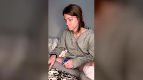 I am very new and dont know what im doing lol online show from April 10, 2026, 8:02 pm