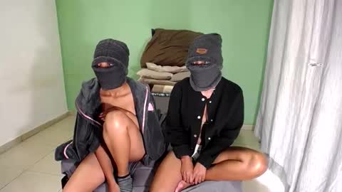 petitesammy online show from October 31, 2025, 5:08 am