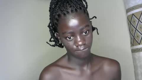 petitte_gyaal online show from November 5, 2025, 12:21 am