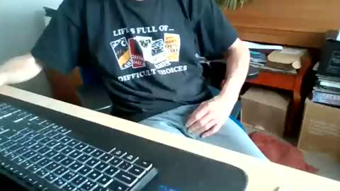 petitwilly online show from June 15, 2026, 9:00 am
