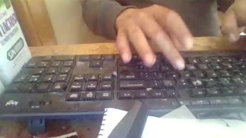 Snapshot of peyo873996 chatting on May 15, 2026, 2:57 pm peyo873996 online show from May 15, 2026, 2:57 pm