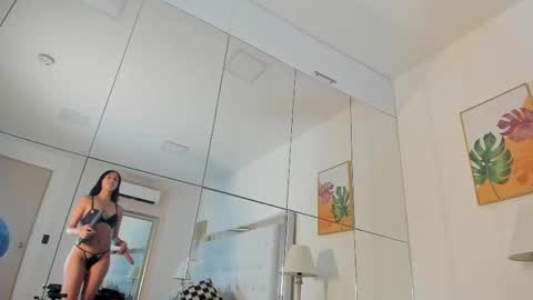 Peyton online show from October 10, 2025, 12:04 pm