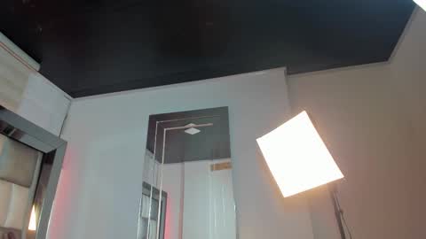 peyton_wat20 online show from September 17, 2025, 4:47 am