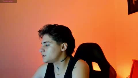 peytonbox online show from September 15, 2025, 11:43 am