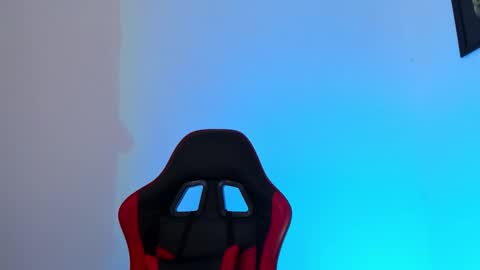 peytonbox online show from October 10, 2025, 12:15 pm