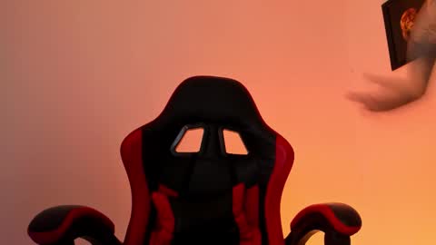 peytonbox online show from October 11, 2025, 11:53 am