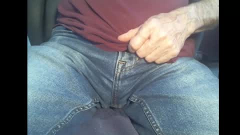 Snapshot of pg19531107 chatting on February 10, 2025, 9:25 pm Paul online show from February 10, 2025, 9:25 pm