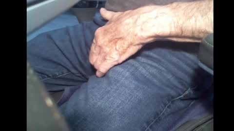 Snapshot of pg19531107 chatting on September 9, 2025, 8:52 pm Paul online show from September 9, 2025, 8:52 pm