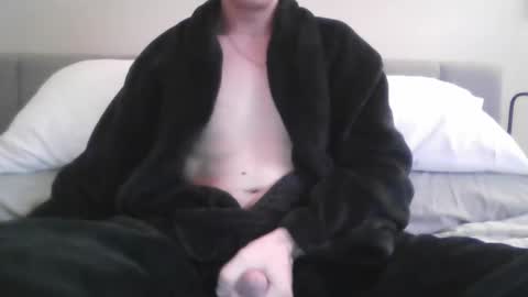 pgramlin09 online show from November 1, 2025, 6:32 pm