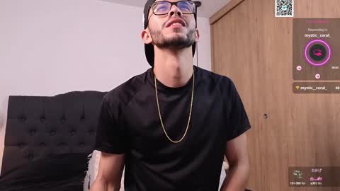 phantom_bigger1 online show from January 7, 2025, 1:57 pm