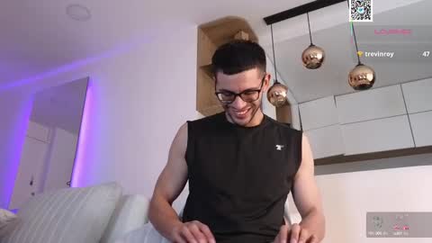 phantom_bigger1 online show from March 11, 2025, 11:55 am