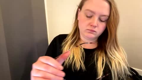 PhatAssBlond online show from January 21, 2025, 5:20 pm