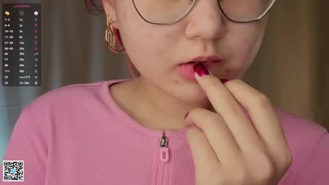 Jenny online show from November 25, 2025, 4:12 am