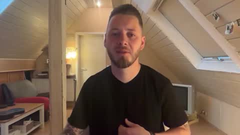 Ben 1995 online show from February 22, 2026, 2:59 pm