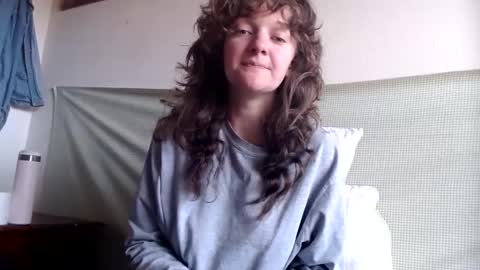 sophie online show from February 7, 2025, 3:08 pm