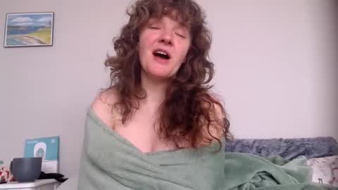 sophie online show from February 21, 2025, 3:21 pm