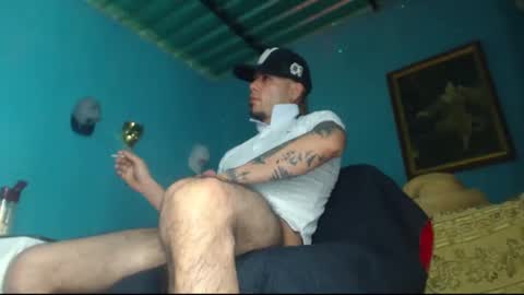 phlilloyhighclouds online show from December 31, 2024, 9:42 am