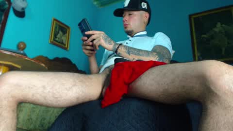 phlilloyhighclouds online show from February 16, 2025, 11:48 pm