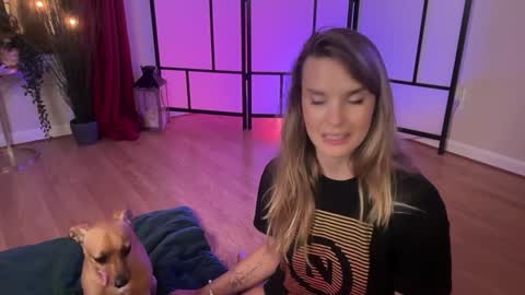 PHOENIX TAYLOR online show from March 8, 2025, 2:34 am