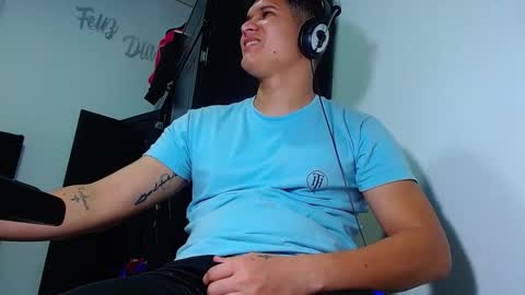 AdnierGnz online show from March 7, 2025, 6:24 am