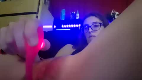 Snapshot of phoenixs_candy33 chatting on October 10, 2025, 4:33 am Phoenixscandy33 online show from October 10, 2025, 4:33 am