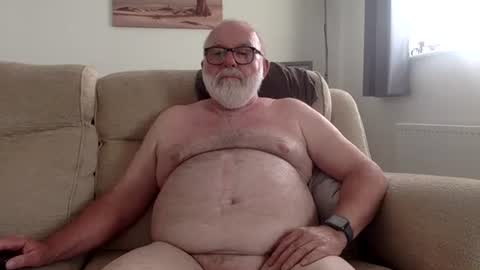 Snapshot of phozzagain chatting on June 9, 2026, 6:41 pm phozzagain online show from June 9, 2026, 6:41 pm