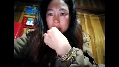 phuong_vietnam online show from April 20, 2026, 2:09 pm