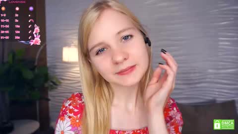 Snapshot of phyllisearney chatting on September 18, 2025, 6:15 am Hann G. Jones online show from September 18, 2025, 6:15 am